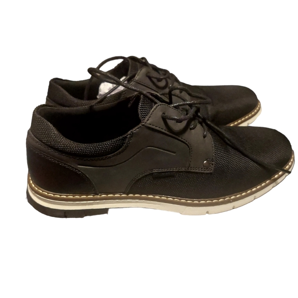 Men's 8W EUC Black Shoes
